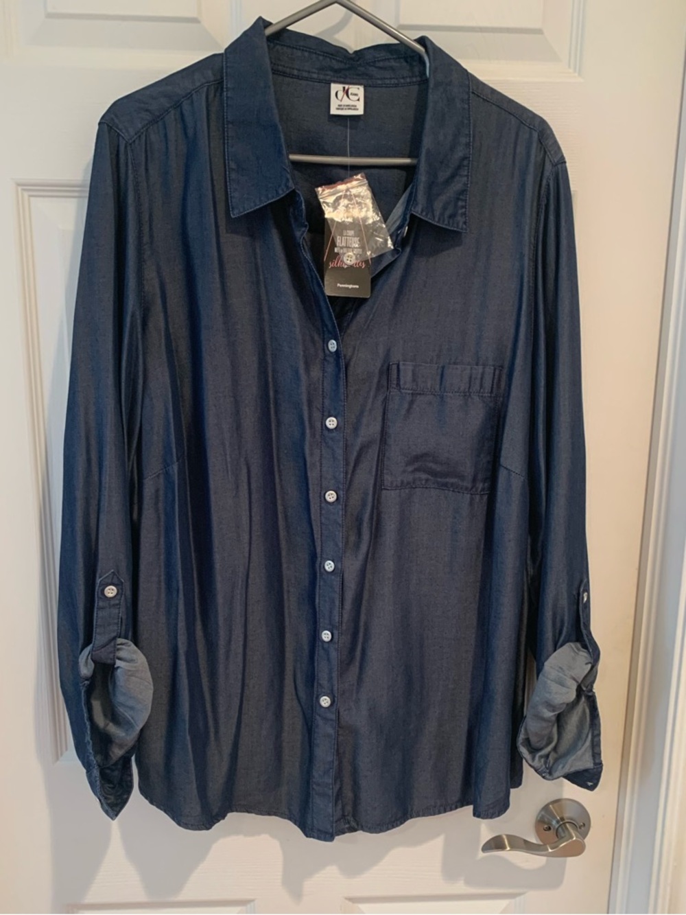 NWT dc jeans Navy Button-Down Shirt Flattering Fit 100% Lyocell